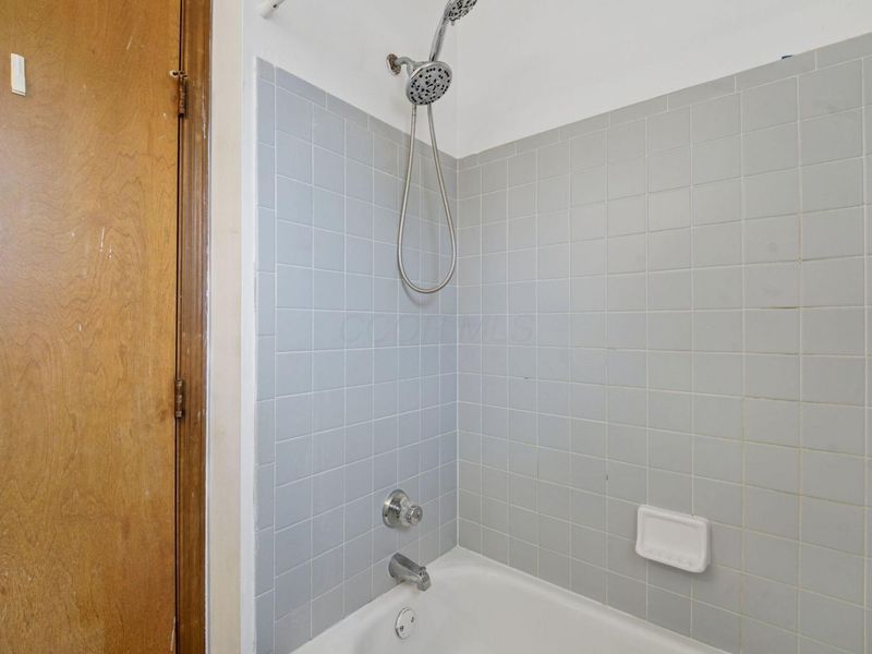 8488 Sunlight Drive , Reynoldsburg, OH 43068 Photo 24