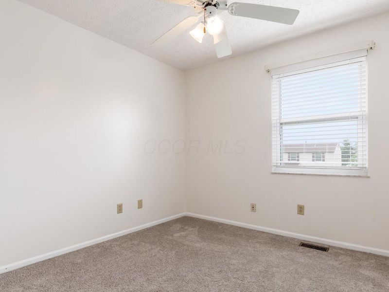 424 Jonell Lane, Reynoldsburg, OH 43068 Photo 18