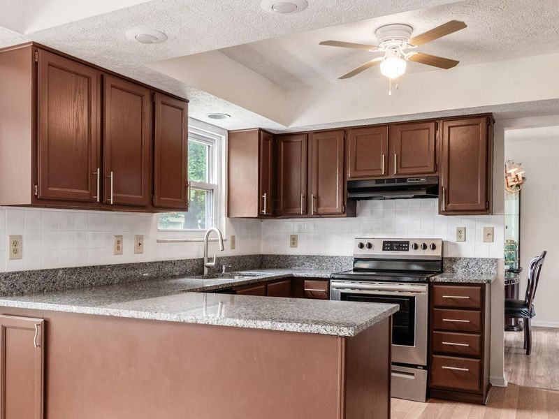 424 Jonell Lane, Reynoldsburg, OH 43068 Photo 9