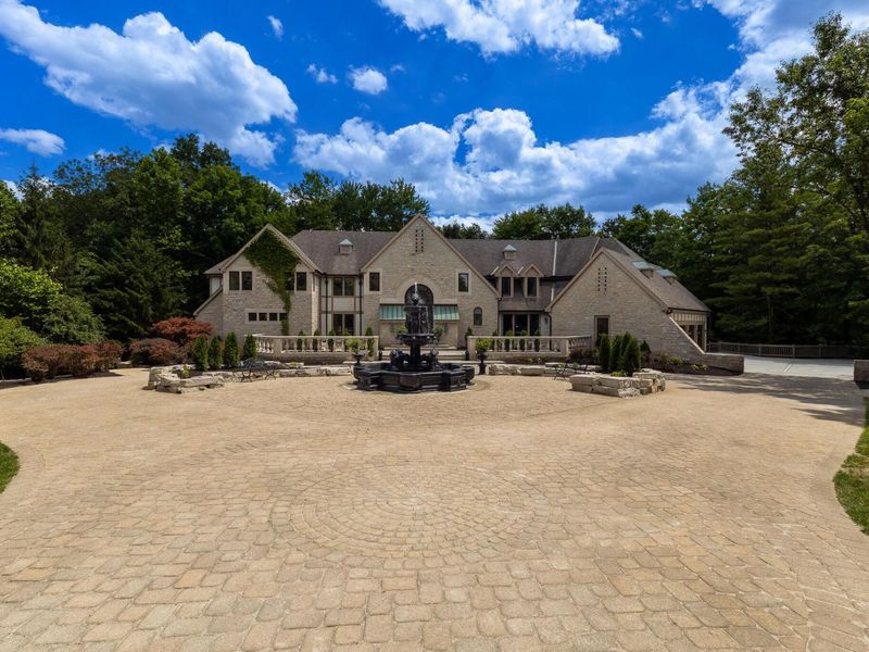 1635 Strathshire Hall Place, Powell, OH 43065 Photo 7