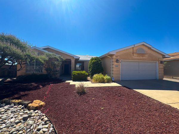 2613 Sandia Loop NE, Rio Rancho, NM 87144