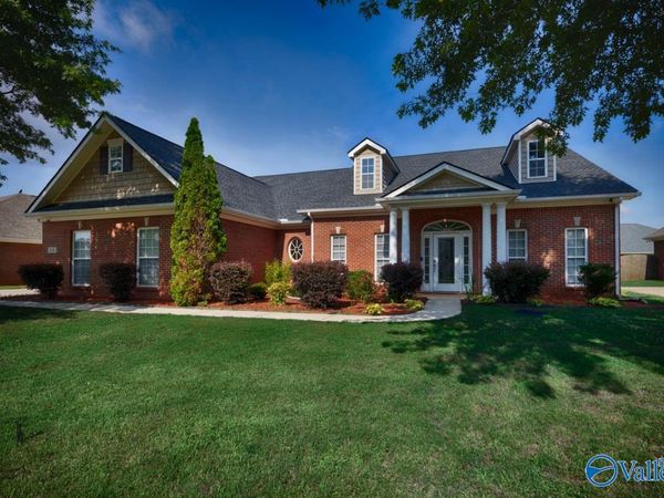 114 Legacy Cove Drive, Madison, AL 35756