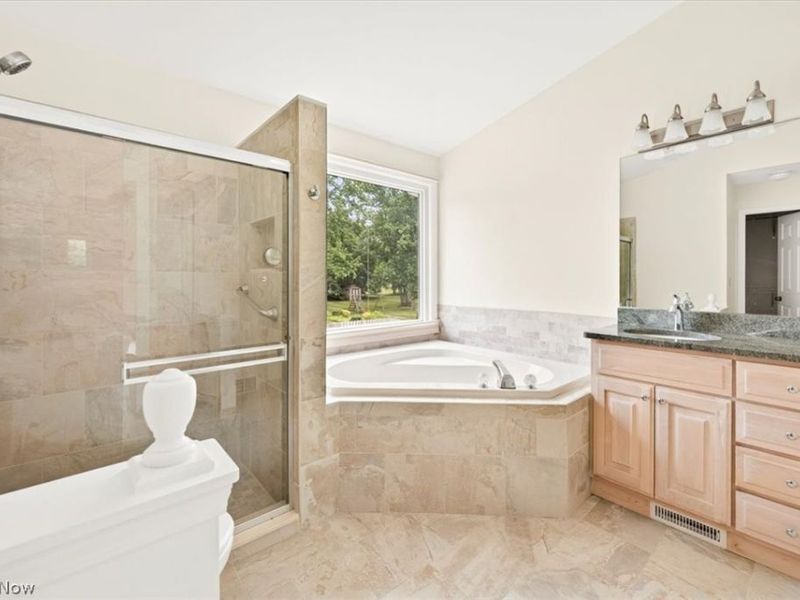 491 Thackeray Trail, Richmond Heights, OH 44143 Photo 20