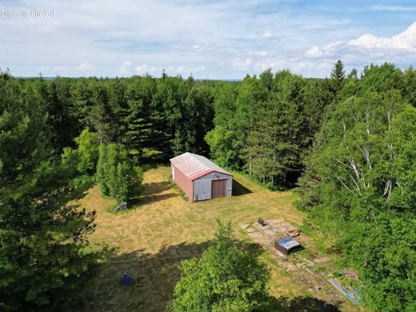 2550 W 14th ST, Sault Ste Marie, MI 49783