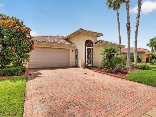 6311 Astor Place, Vero Beach, FL 32966
