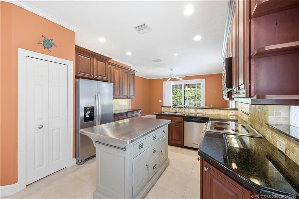 3736 NW Deer Oak Drive, Jensen Beach, FL 34957 Photo