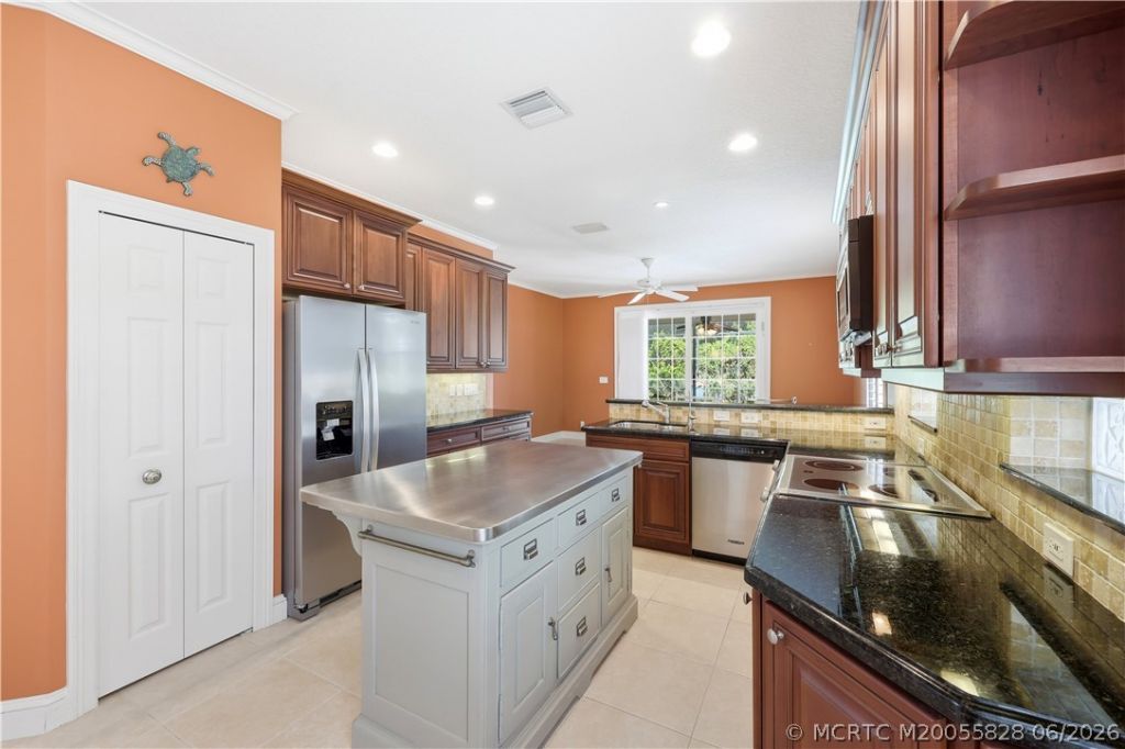 3736 NW Deer Oak Drive, Jensen Beach, FL 34957 Photo