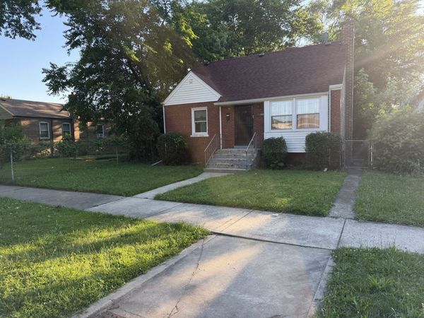 12800 S Parnell Avenue , Chicago, IL 60628