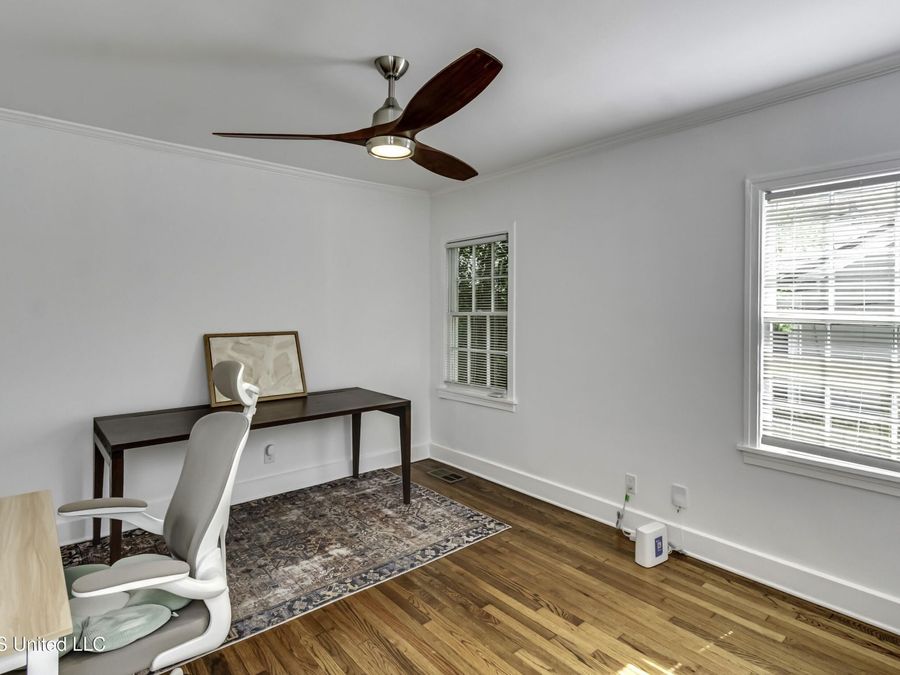 Property Image 37