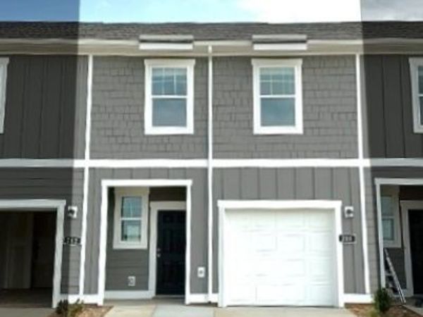 210 Darlington Drive , Dickson, TN 37055