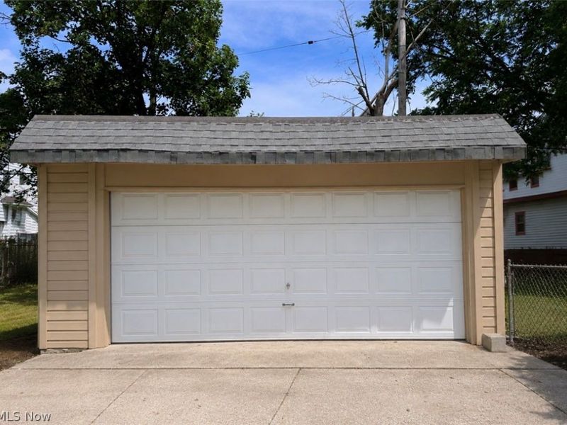 4108 Smith Avenue, Cleveland, OH 44109 Photo 2