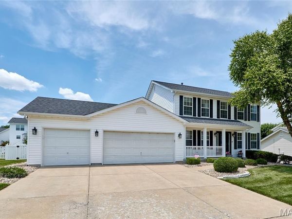 13 Lord Edward Court, O'Fallon, MO 63366
