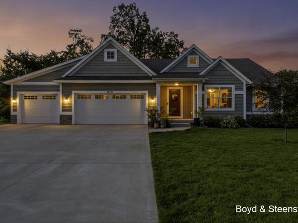 13092 Boulderway Trail, Grand Haven, MI 49417