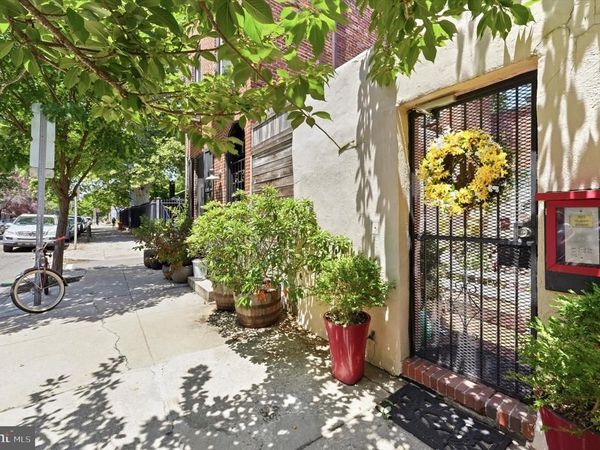 820 S 4TH STREET, Unit B, PHILADELPHIA, PA 19147