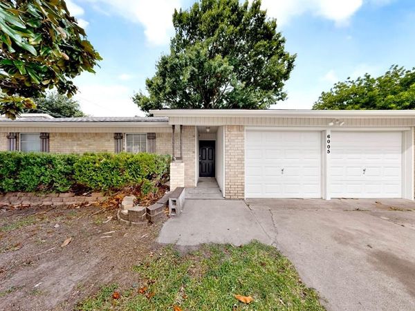 6005 Stardust Drive S, Watauga, TX 76148