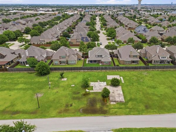 7565 N Lake Trails Drive , Frisco, TX 75036