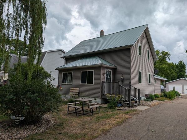 111 E Lyon Street, Minneota, MN 56264