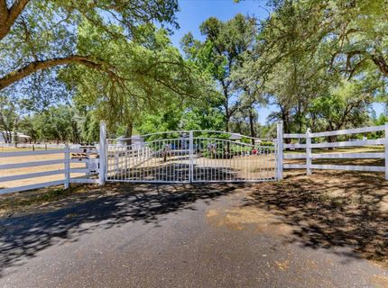 18310 Gray Oak Dr, Rough and Ready, CA 95975 Photo