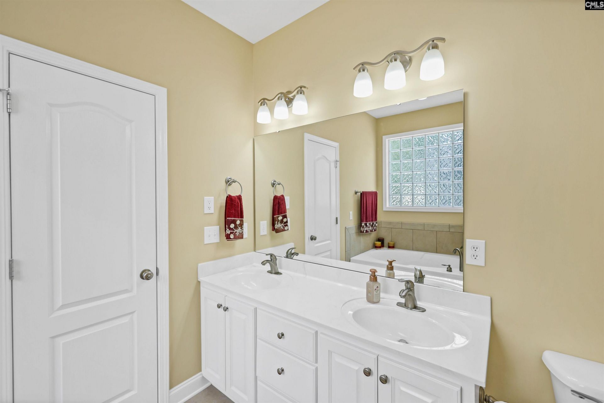 78 Remington Drive Photo 19