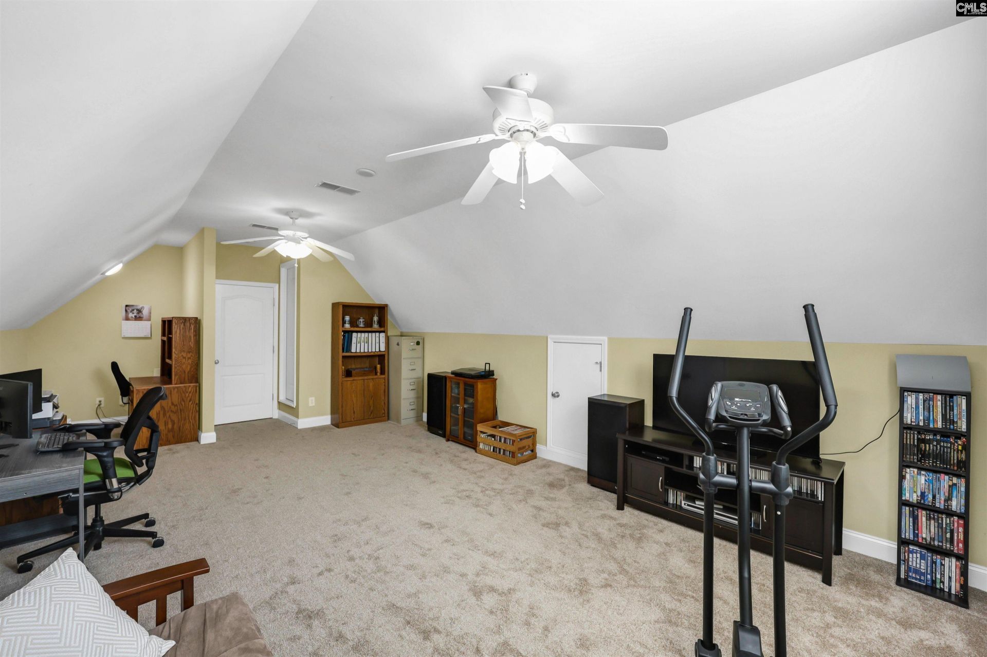 78 Remington Drive Photo 38