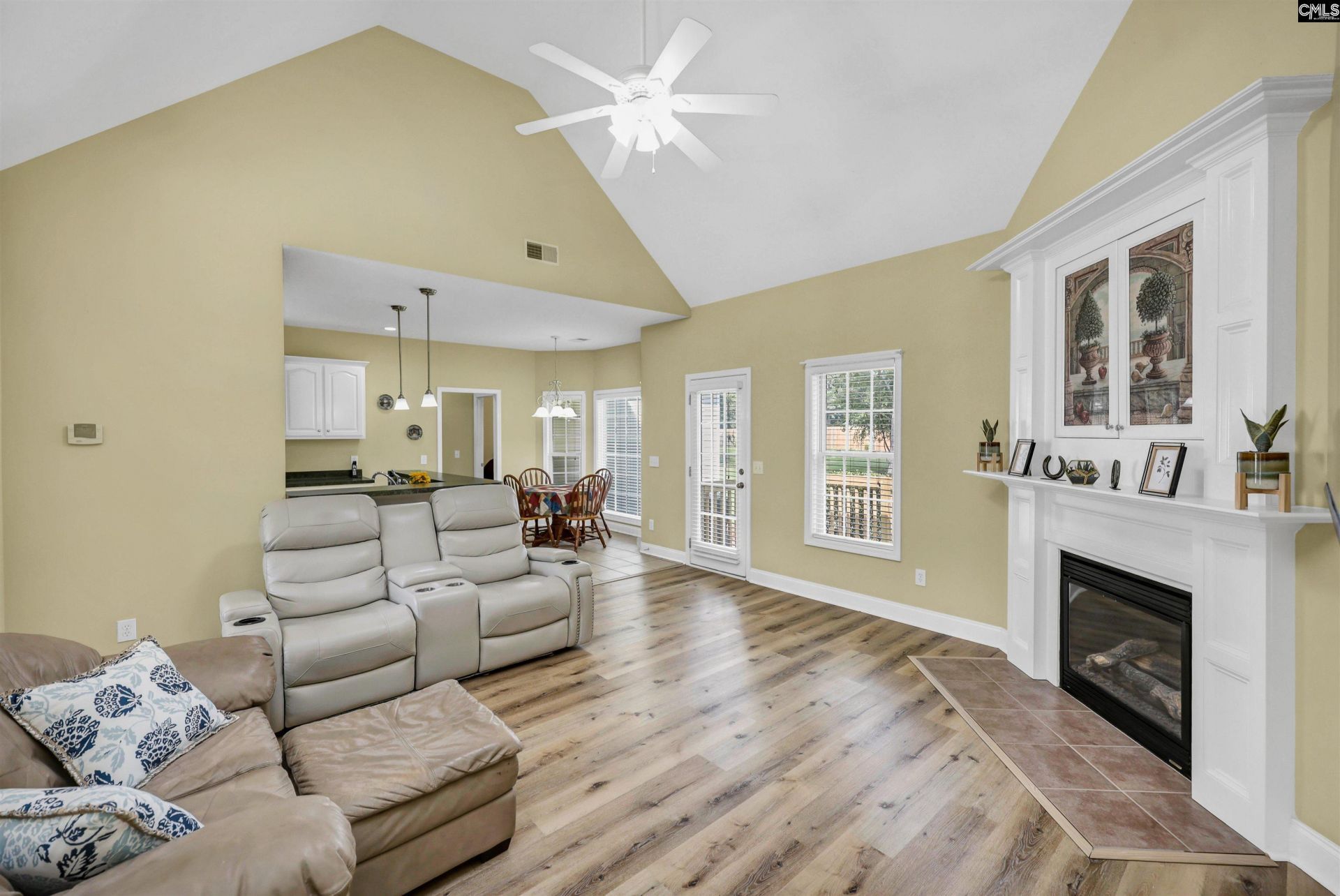 78 Remington Drive Photo 8