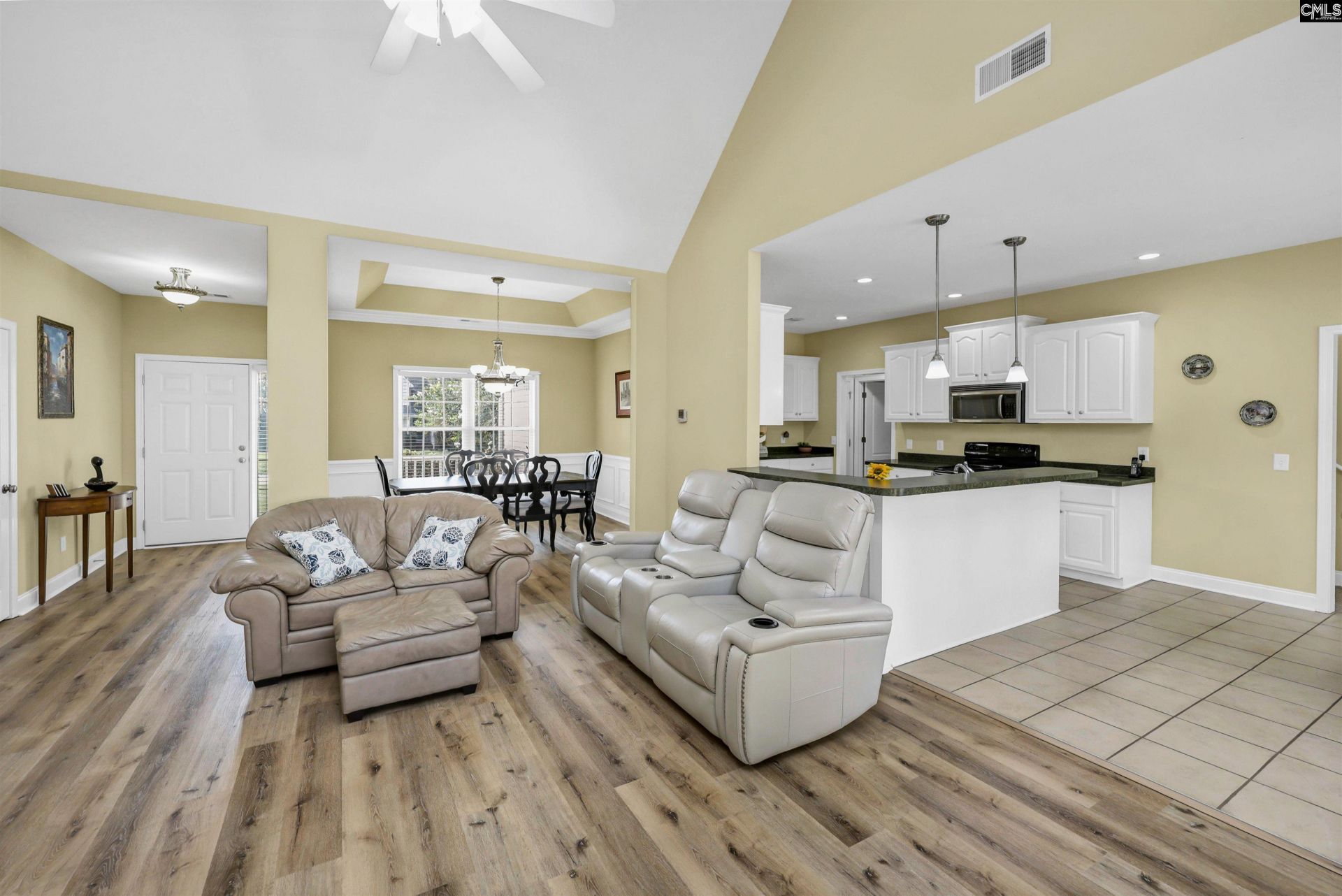 78 Remington Drive Photo 9