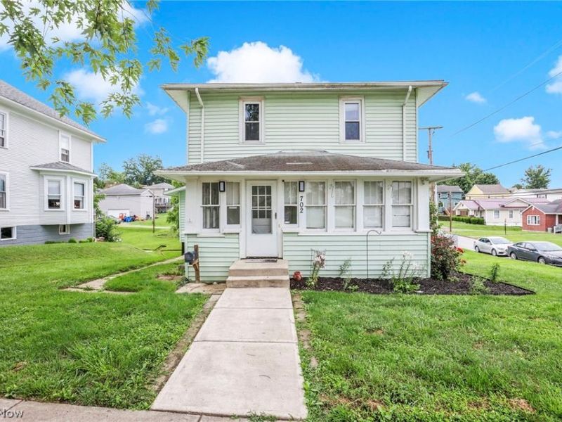 702 16th Street, Cambridge, OH 43725 Photo 2