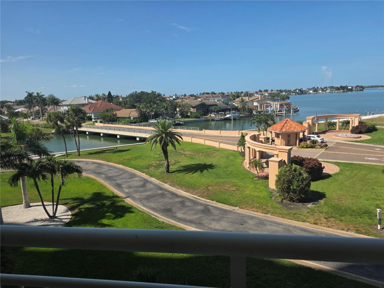 4900 Brittany Drive S, Unit 414, Saint Petersburg, FL 33715 Photo