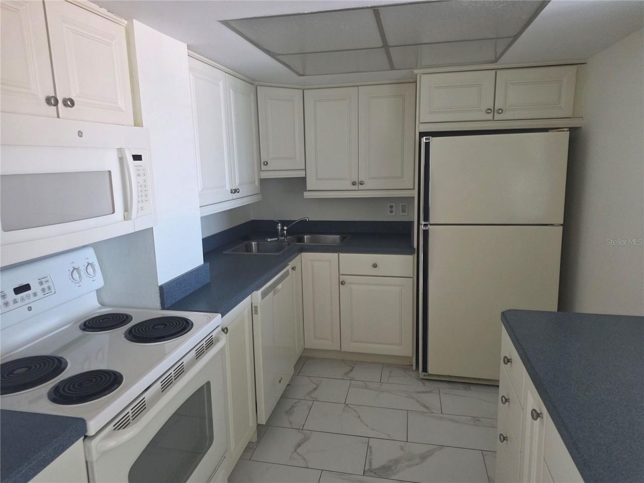 4900 Brittany Drive S, Unit 414, Saint Petersburg, FL 33715 Photo