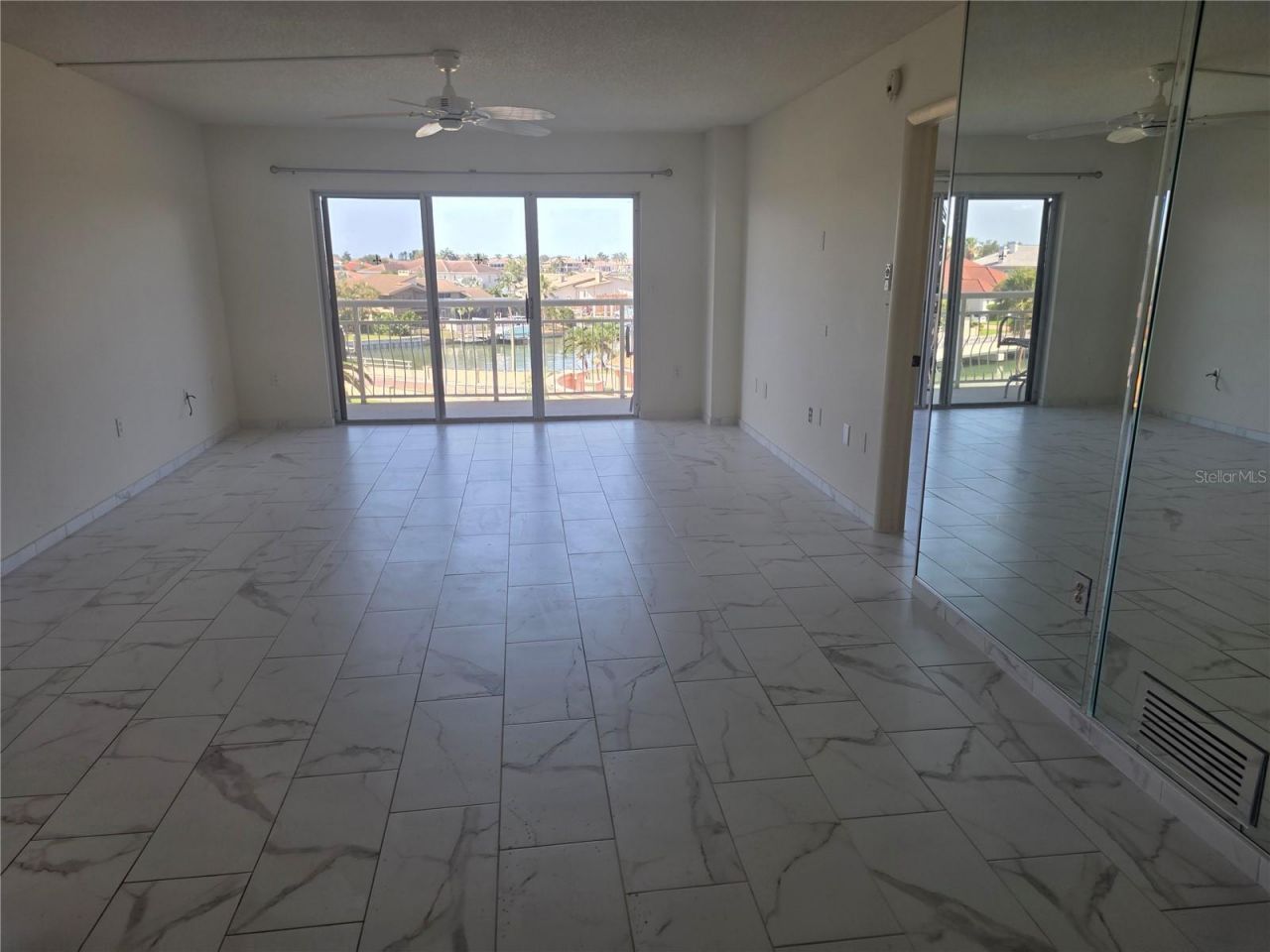 4900 Brittany Drive S, Unit 414, Saint Petersburg, FL 33715 Photo