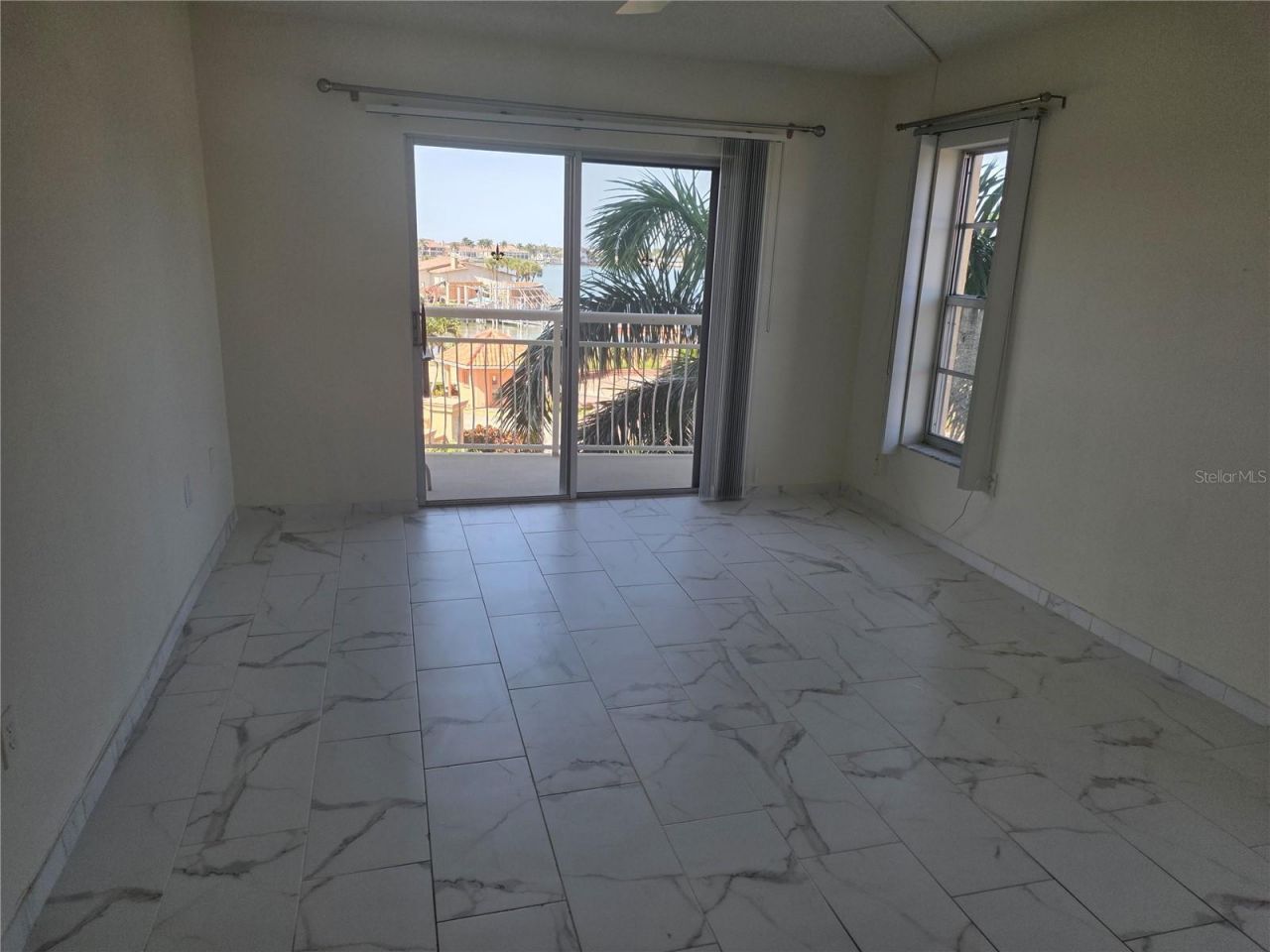 4900 Brittany Drive S, Unit 414, Saint Petersburg, FL 33715 Photo