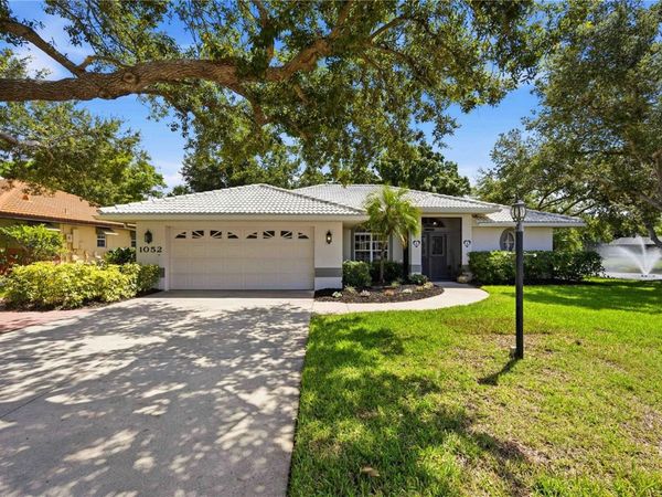 1052 W TRUMAN STREET , NOKOMIS, FL 34275