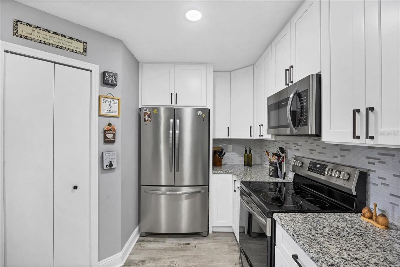 11302 3rd Avenue E, Bradenton, FL 34212 Photo