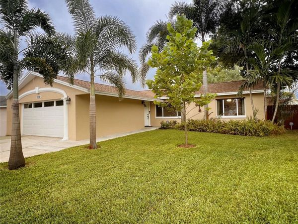 9232 80TH AVENUE, SEMINOLE, FL 33777