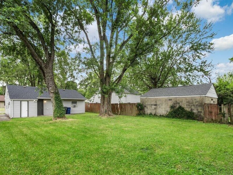 2381 Century Drive , Columbus, OH 43211 Photo 19