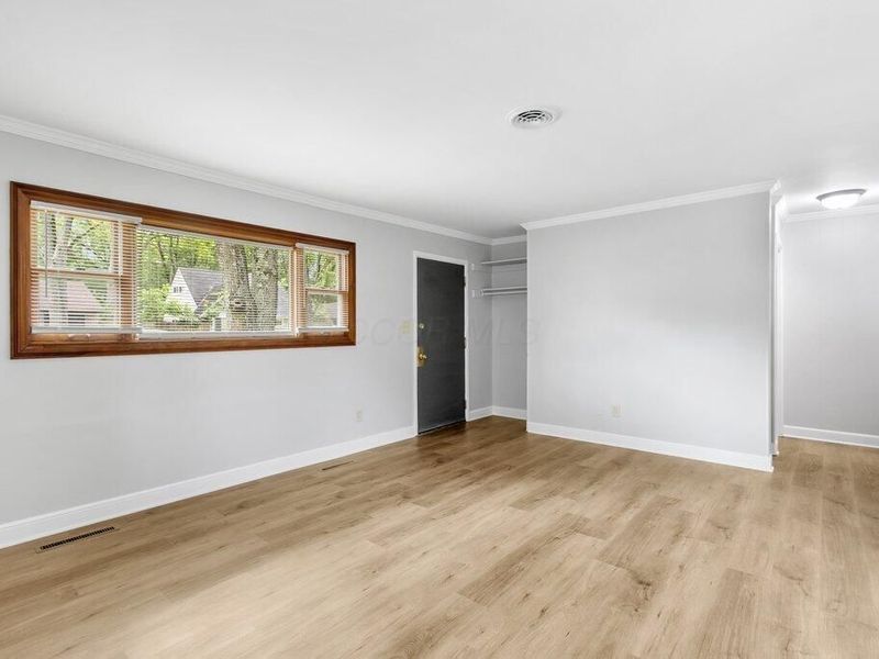 2381 Century Drive , Columbus, OH 43211 Photo 6