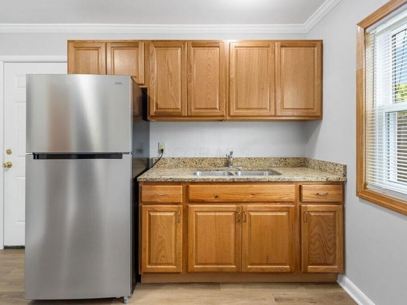 2381 Century Drive , Columbus, OH 43211 Photo 9