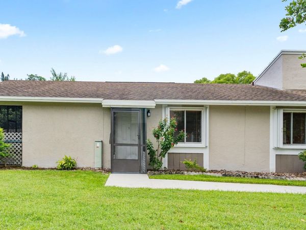 570 Woodgate Circle, Unit A, Sunrise, FL 33326