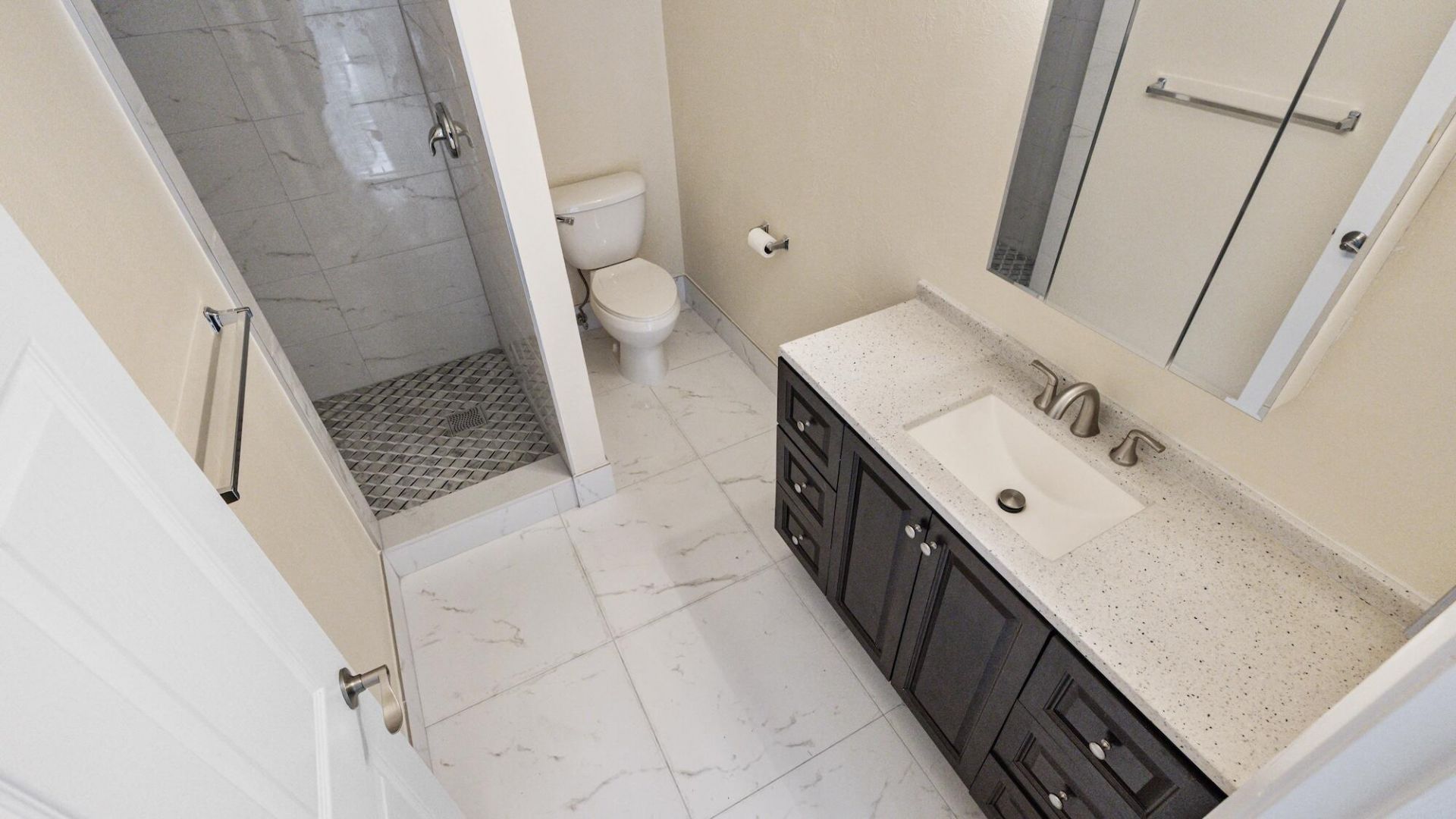 570 Woodgate Circle, Unit A, Sunrise, FL 33326 Photo