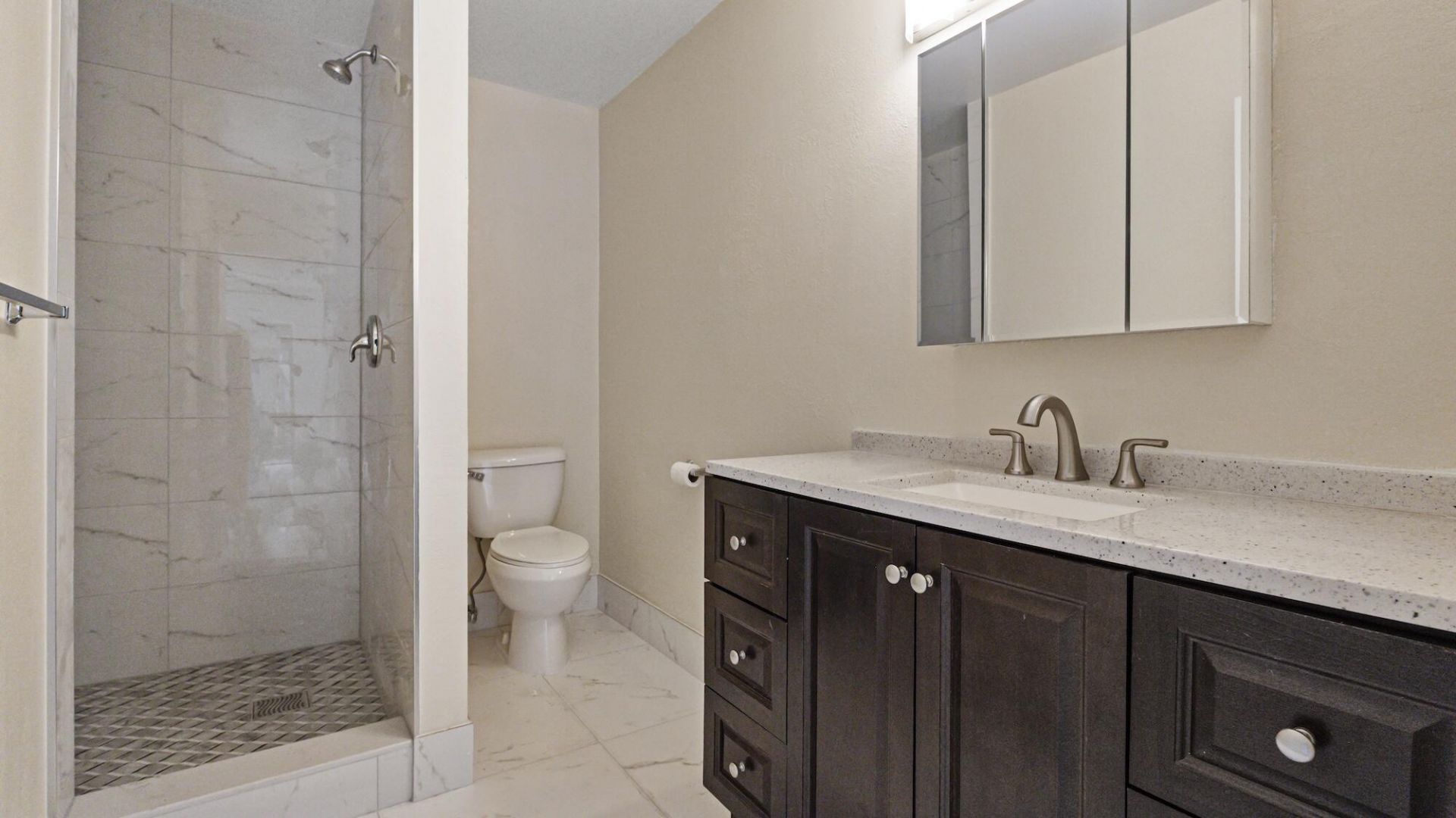 570 Woodgate Circle, Unit A, Sunrise, FL 33326 Photo