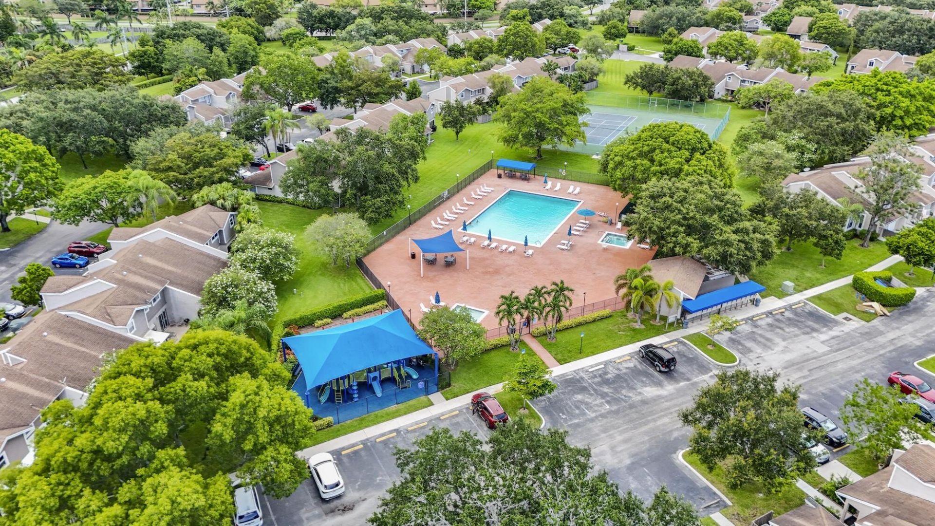 570 Woodgate Circle, Unit A, Sunrise, FL 33326 Photo