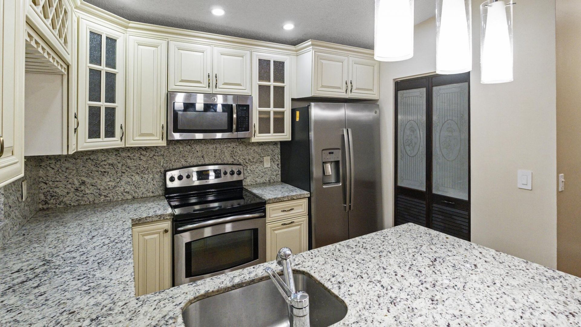 570 Woodgate Circle, Unit A, Sunrise, FL 33326 Photo