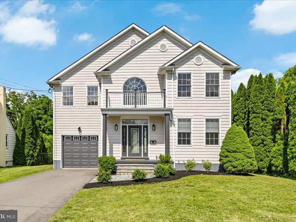 35 LEAVITT LANE, PRINCETON, NJ 08540