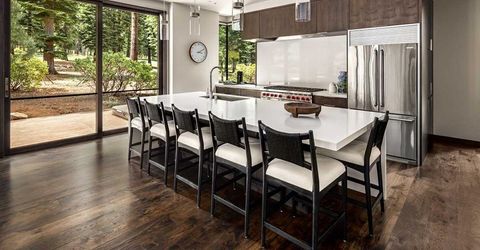 10568 Glenbrook Court, Truckee, CA 96161 Photo