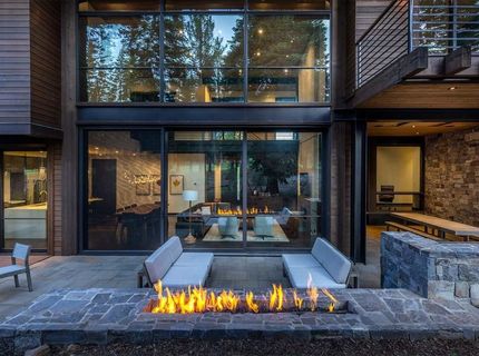 10568 Glenbrook Court, Truckee, CA 96161 Photo