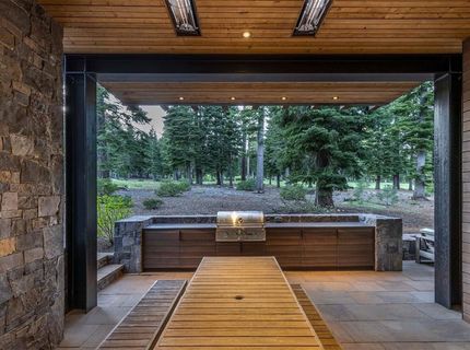 10568 Glenbrook Court, Truckee, CA 96161 Photo