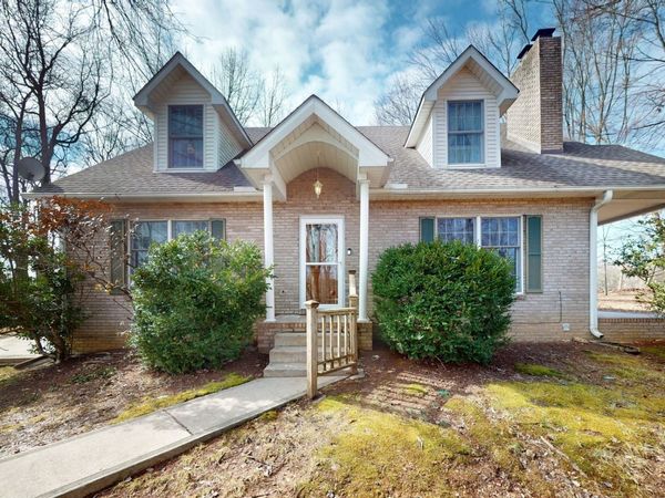 3883 Dobbins Pike , Portland, TN 37148