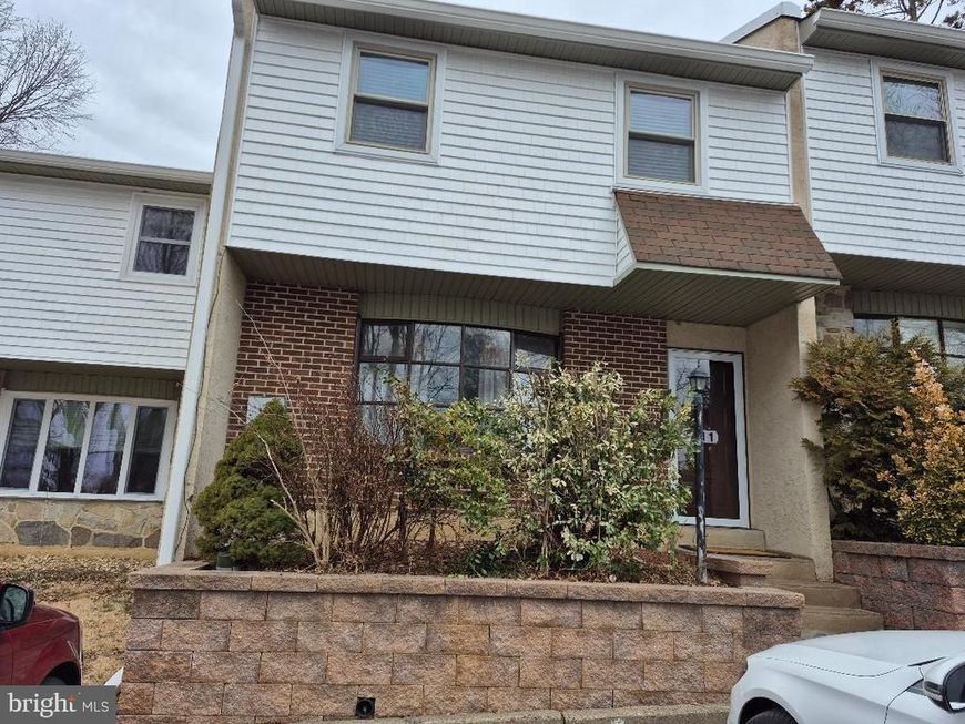 401 Woodside Circle , Dresher, PA 19025 Main Photo