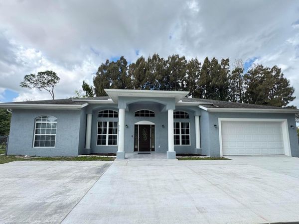 315 Kaye Street, Fort Pierce, FL 34947