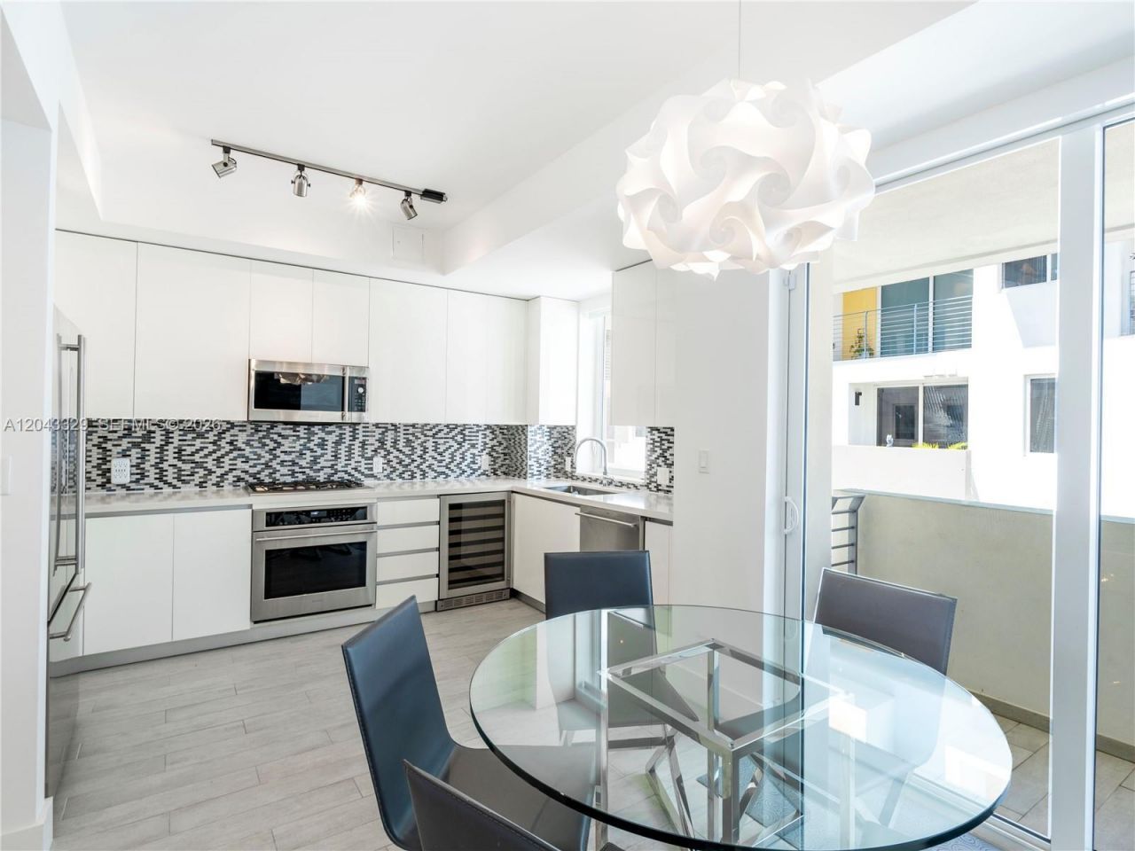 51 N Shore Dr , Unit 51, Miami Beach, FL 33141 Photo